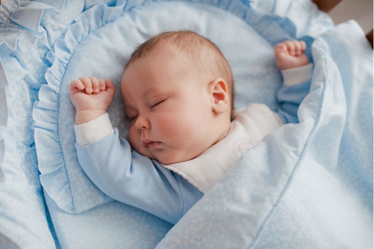 Nevjerojatni trikovi pomoću kojih roditelji uspavljuju bebe u nekoliko sekundi