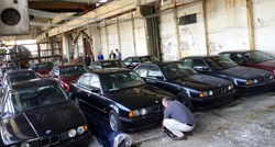 Skriveno blago: Potpuno nove BMW "kamatarke" pronađene u napuštenom skladištu