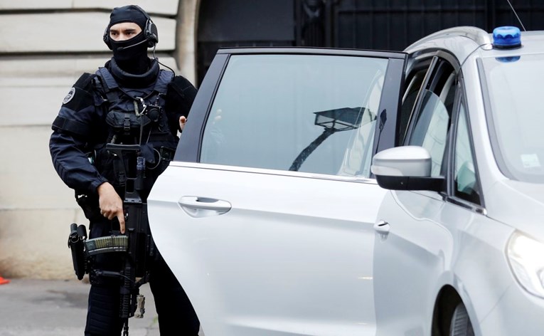 Bivši vojnik u Belgiji se raznio bombom na praznom igralištu