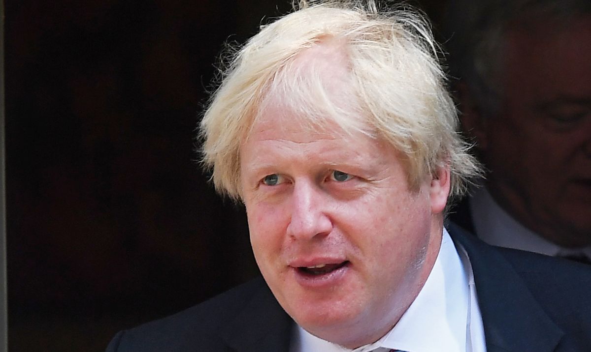 Boris Johnson žestoko napao Theresu May: Njen plan za Brexit je prevara