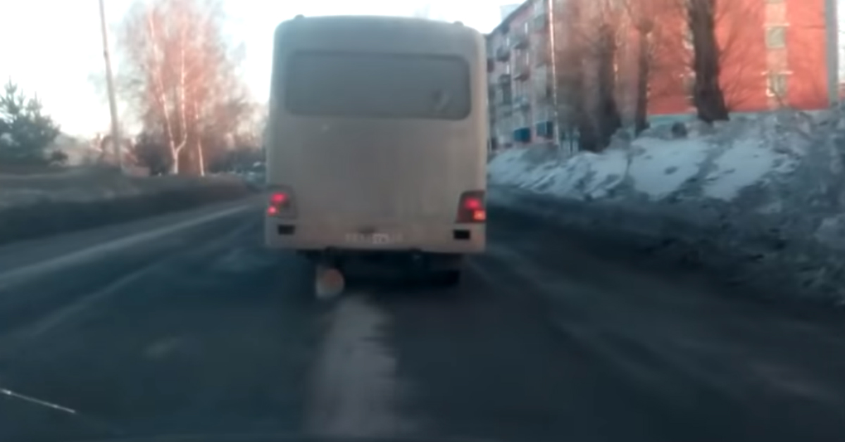 Je li ovo moguće? Ostao bez kotača i dobio drvenu protezu
