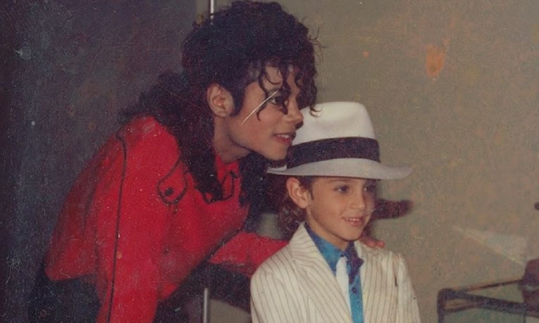 Obitelj Michaela Jacksona: "Lešinari, ovo je linč, a on se ne može braniti"