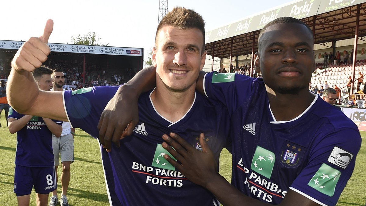 Santini hat-trickom debitirao za Anderlecht
