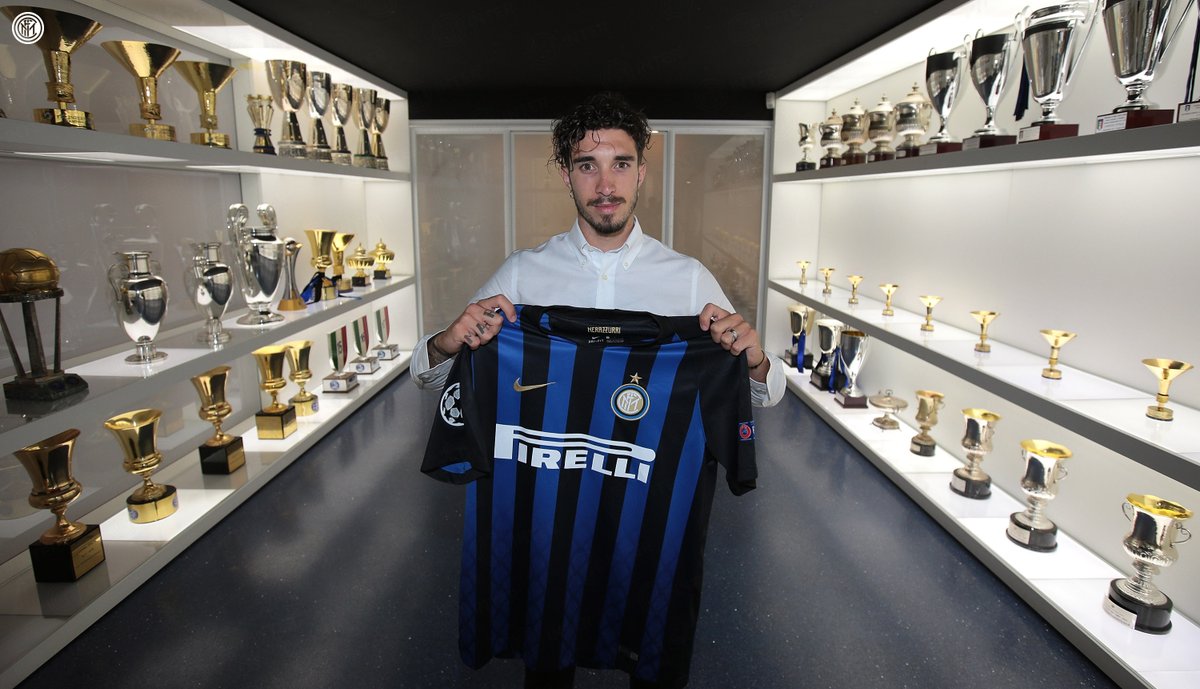 Službeno: Vrsaljko potpisao za Inter