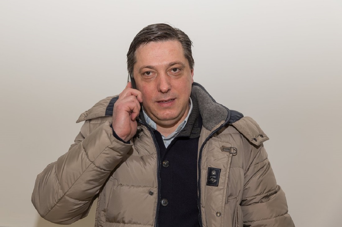Srpski menadžer kupovao suce s 300 eura i ocjenama u novinama