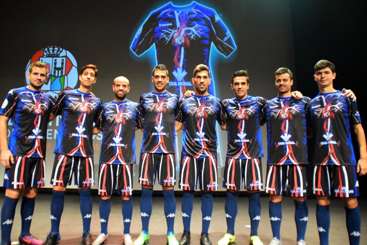 Španjolski trećeligaš predstavio jedne od najčudnijih dresova u povijesti