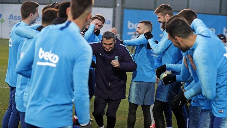 Sjajna vijest za Rakitića: Valverde ostaje trener Barcelone