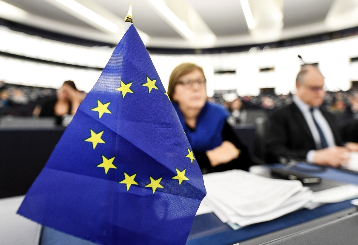 Europski ministri se dogovaraju oko početka trgovinskih pregovora sa SAD-om