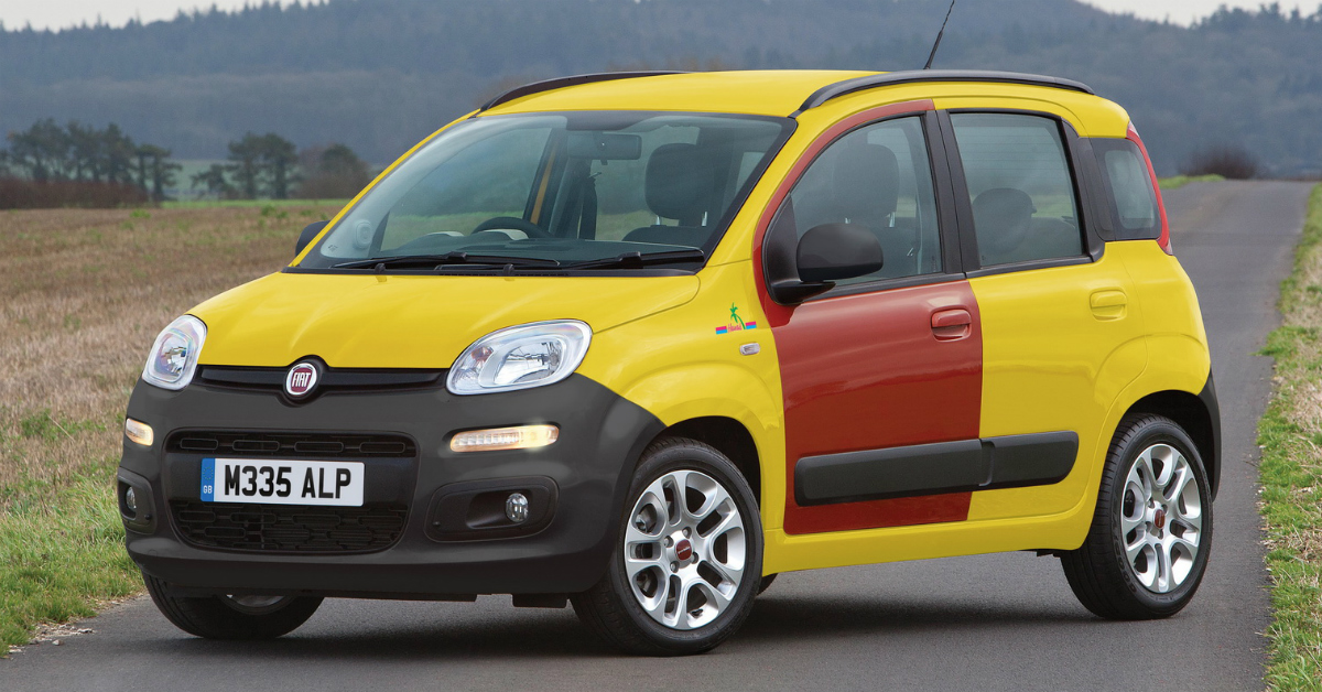 Fiat vraća kazetofon u auto, a Toyota najavila Yaris u pickup izdanju