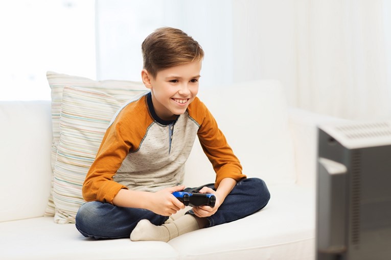 Roditelji djecu šalju na instrukcije iz najpopularnije videoigre