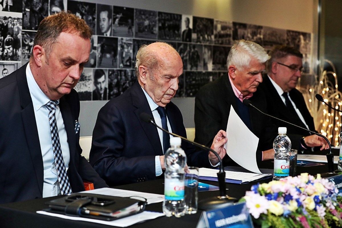 Je li zbog Mamića mijenjan Statut? Barišić: Zdravko definitivno ostaje u Dinamu