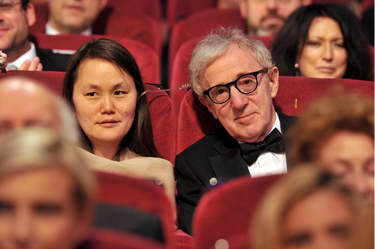 Woody Allen postao je nepoželjan u SAD-u