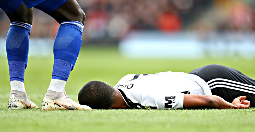 Šok u Londonu: Igrač Fulhama nakon udarca ostao ležati bez svijesti