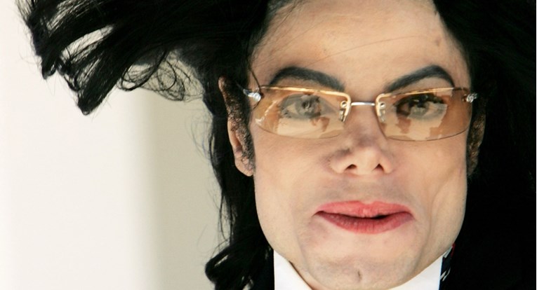 "Michael Jackson me počeo zlostavljati prve večeri kad smo ostali sami"