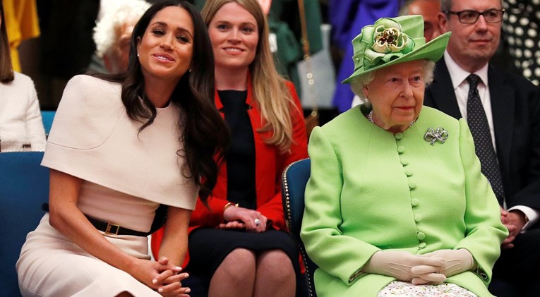 Kraljica je jako ljuta na Meghan Markle: "Stvari zbilja izmiču kontroli"