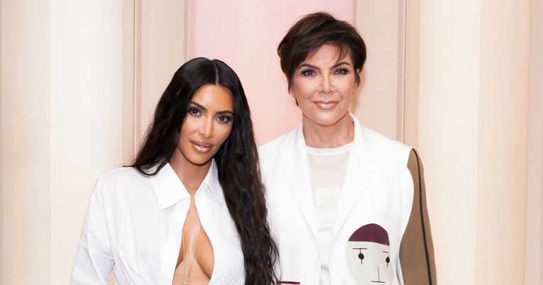 Kris Jenner je promijenila frizuru i sada izgleda kao blizanka svoje kćeri
