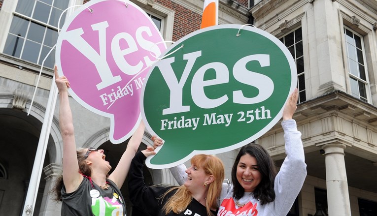 Irski premijer kaže da su rezultati referenduma kulminacija tihe revolucije