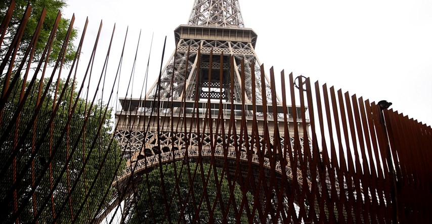 Eiffelov toranj bit će okružen staklenim zidovima i betonskim blokovima