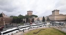 Turistički autobusi paralizirali Rim