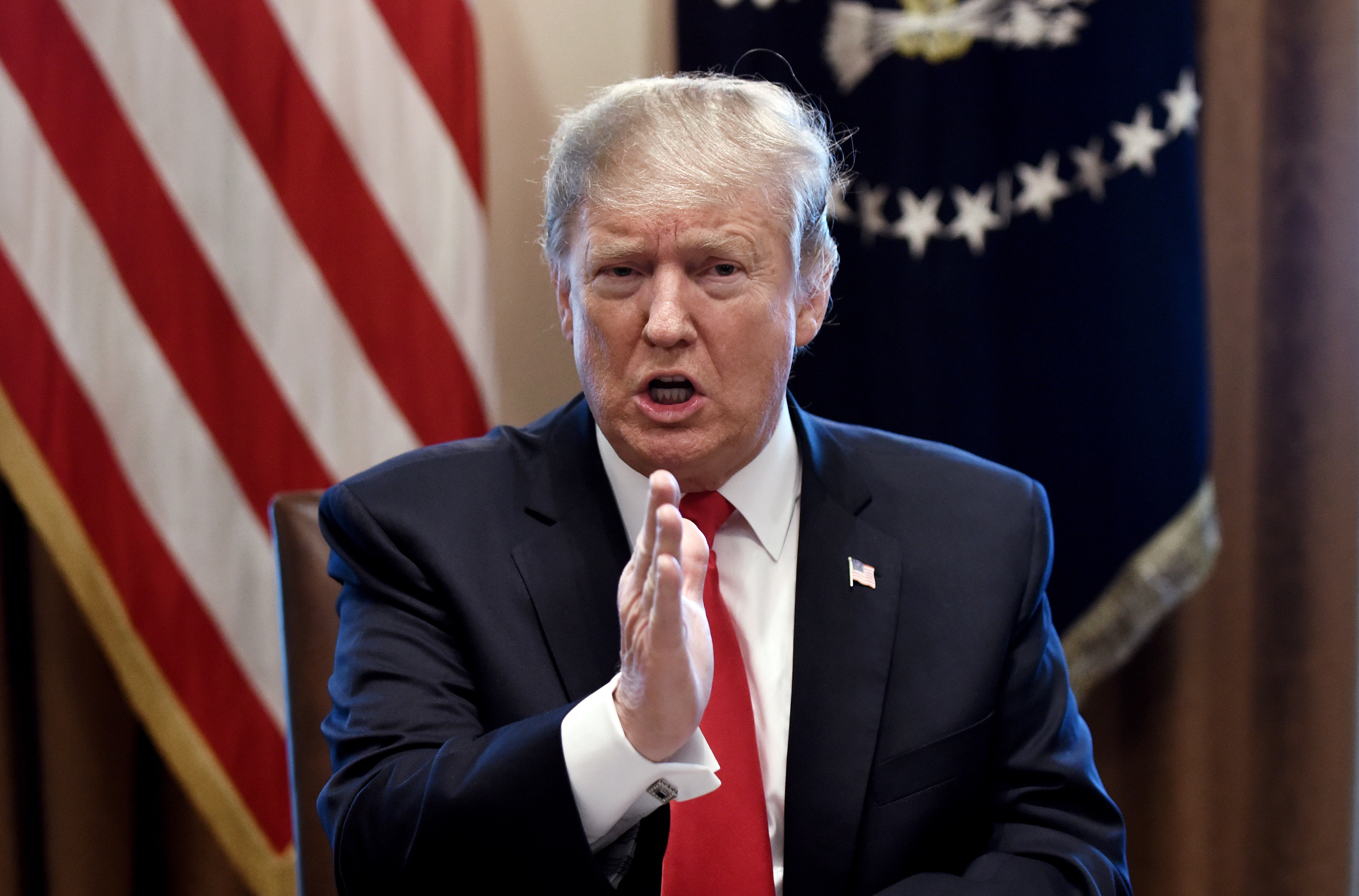 Liječnik 4 sata pregledavao Trumpa pa objavio kakvo mu je zdravstveno stanje