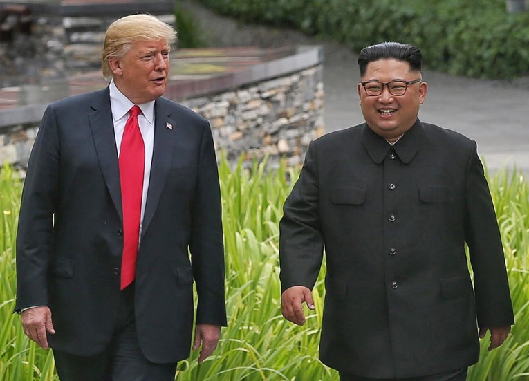 Kim Jong-un otputovao na sastanak s Trumpom, putuje oklopnim vlakom