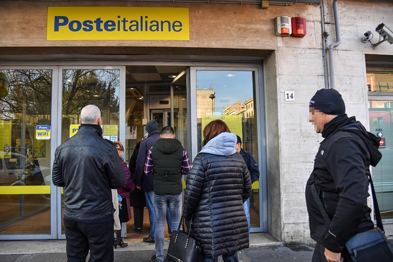 Novi program populista: Siromašnim Talijanima će dijeliti 280 eura mjesečno