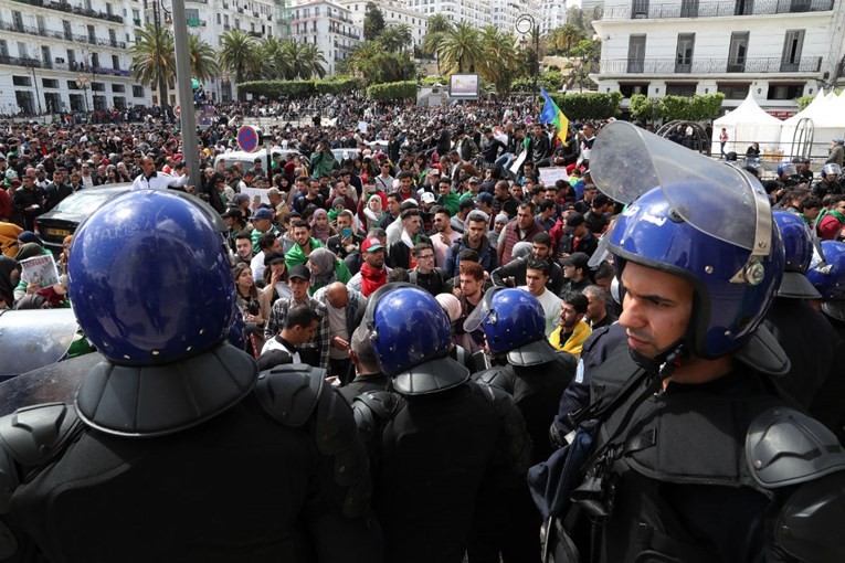 Alžir: Bensalah obećao "transparentne i poštene" predsjedničke izbore