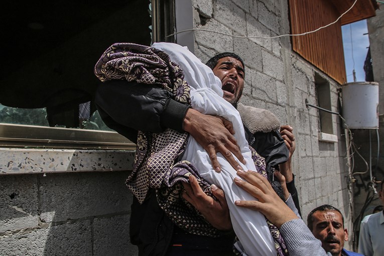 Raste broj mrtvih u sve žešćim izraelsko-palestinskim sukobima. Ubijena i beba