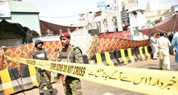 Eksplozija pored svetišta u Pakistanu, devet poginulih
