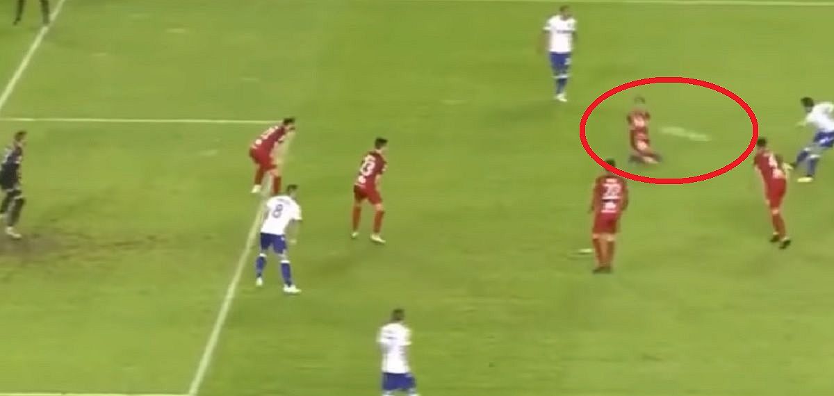 Je li Bebek oštetio Hajduk protiv Osijeka kad nije svirao penal?