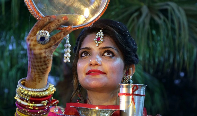 Žene u Indiji konačno mogu ulaziti u hinduistički hram
