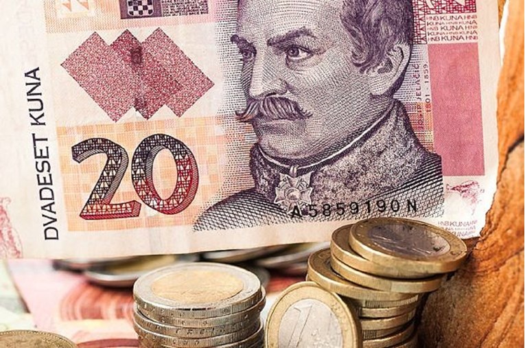 HNB: Kuna neznatno oslabila prema euru
