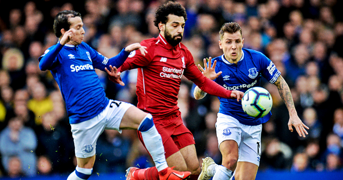 Liverpool prosuo bodove kod Evertona i prepustio prvo mjesto Cityju