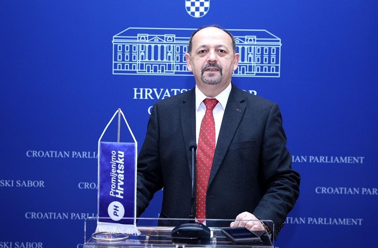 Lovrinović: Zbog loše kreditne politike prijeti nam nova vojska blokiranih