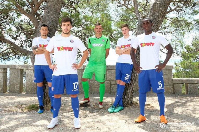 Hajduk predstavio novi dres. Sviđa li vam se?