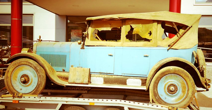 Od 1941. godine je stajao skriven u Otočcu: Ovo je najstariji hrvatski auto