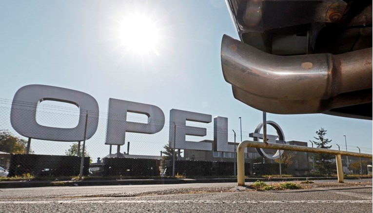 Njemačka policija upala u tvornicu Opela zbog varanja na dizelašima