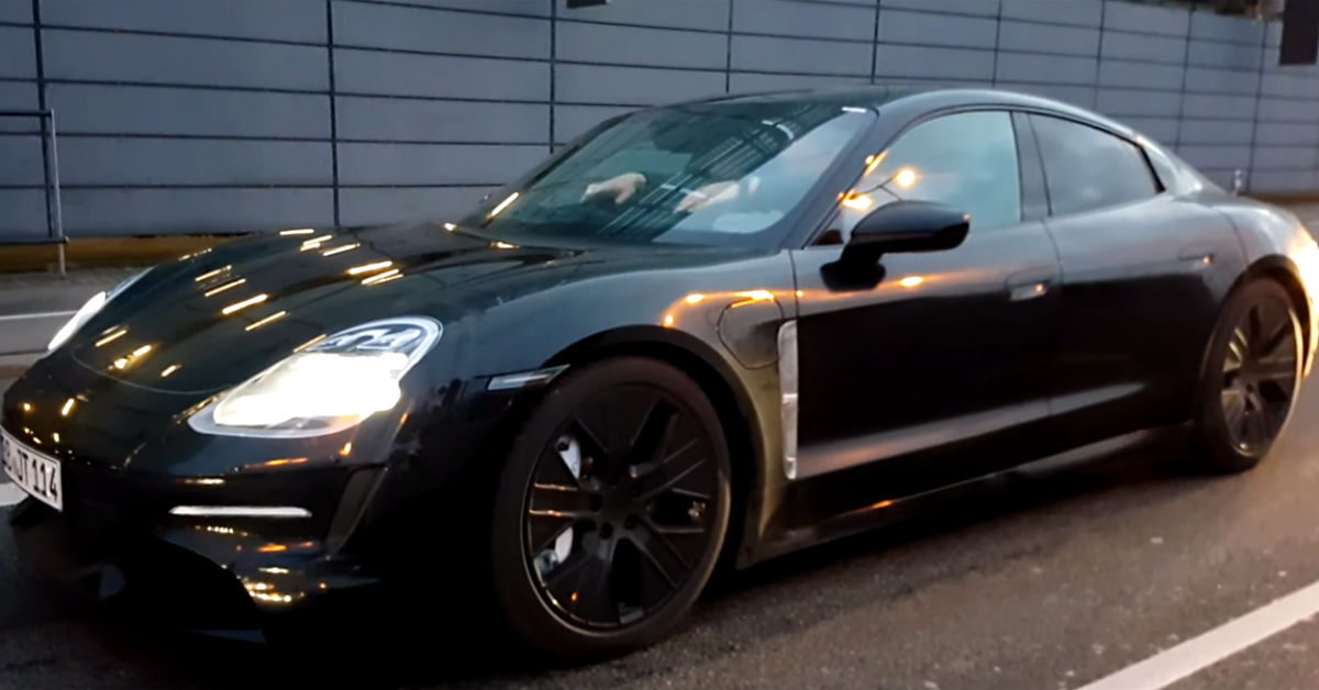 Uhvaćen prvi električni Porsche!