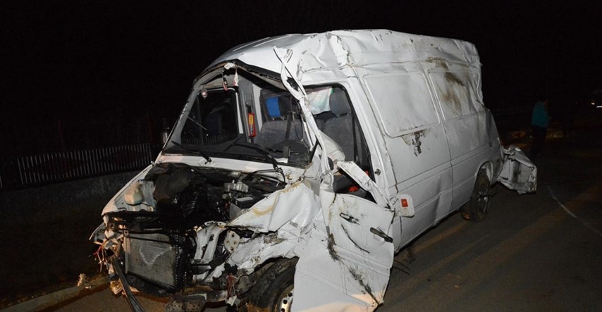 Prometna nesreća kraj Bjelovara, poginuo vozač kombija