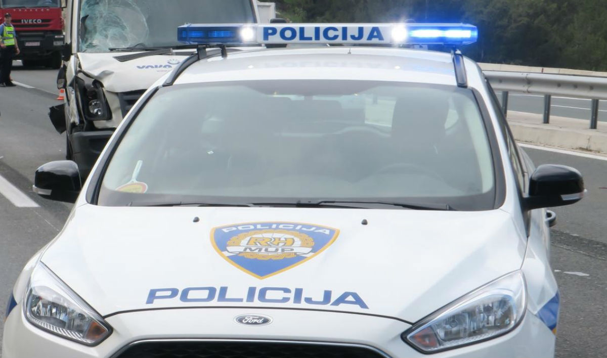 U Solinu lažirali sudar i zvali policiju da prevare osiguranje. Otkriveni su