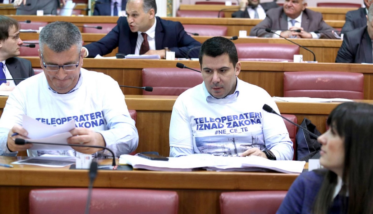 Grmoja prozvao HDZ-ovce, mostovci napustili sabornicu