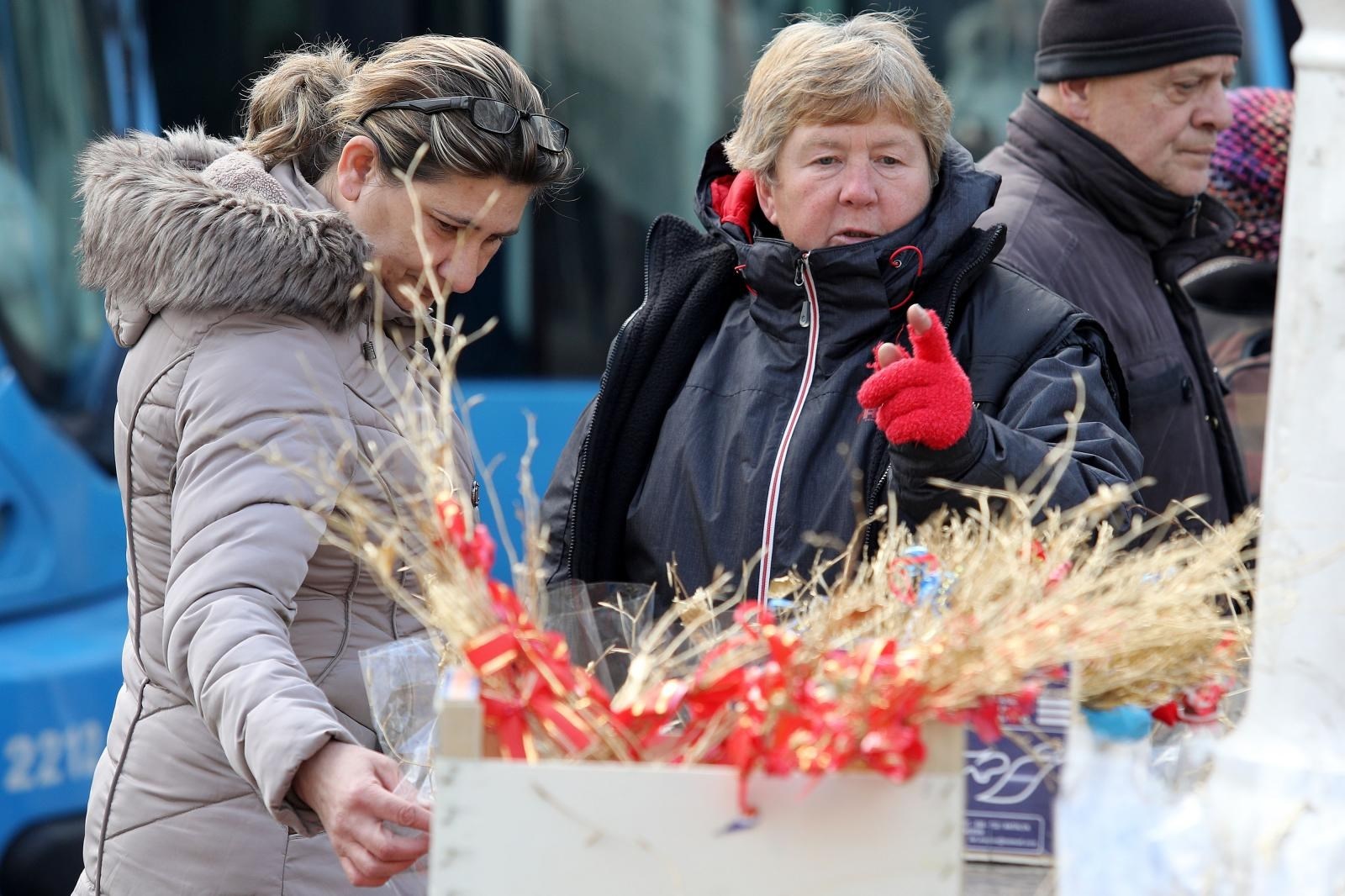 Bandićev zastupnik ministru: Sramota, iz Kine uvozimo čak i Krampusove šibe