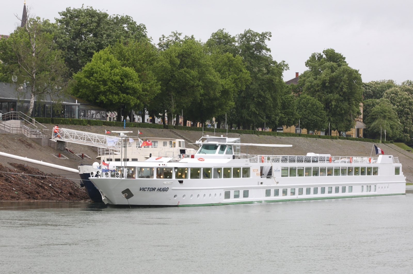 Luksuzni kruzer sa stranim turistima uplovio u Sisak