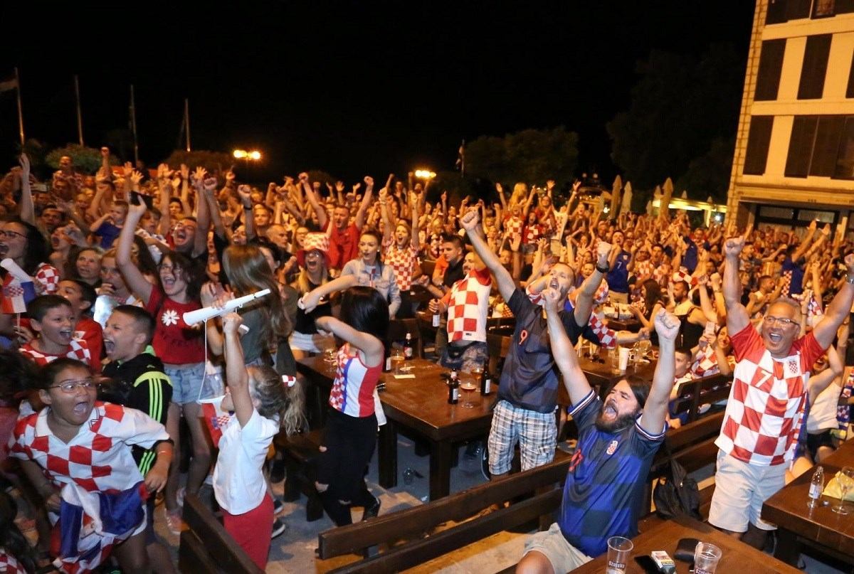 U Mostaru zbog Srebrenice danas nema javnog gledanja utakmice, hoće li biti problema?