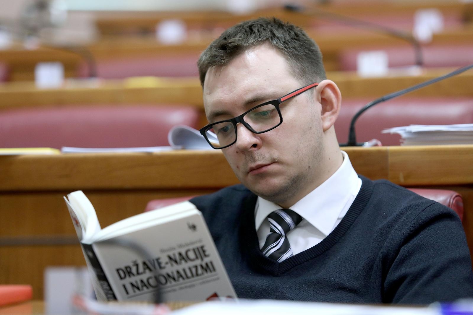 Pitali smo Bojana Glavaševića kojih mu je pet najdražih knjiga