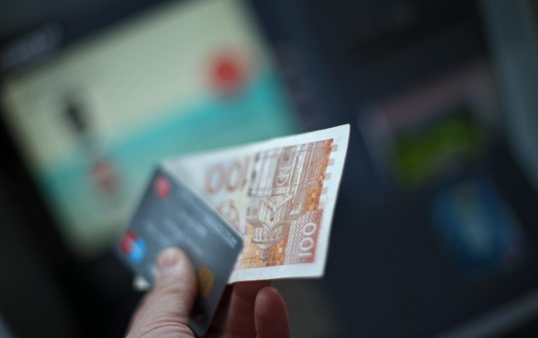 U Hrvatskoj jako rastu gotovinski nenamjenski krediti
