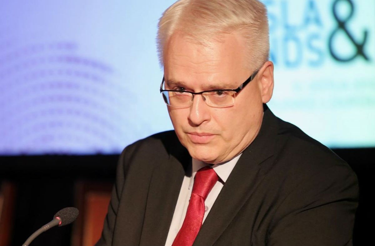 Josipović u Sarajevu pričao o ustaštvu u Hrvatskoj