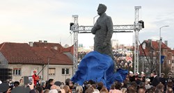 VIDEO Kolinda održala govor pa otkrila spomenik Tuđmanu, došao i Horvatinčić