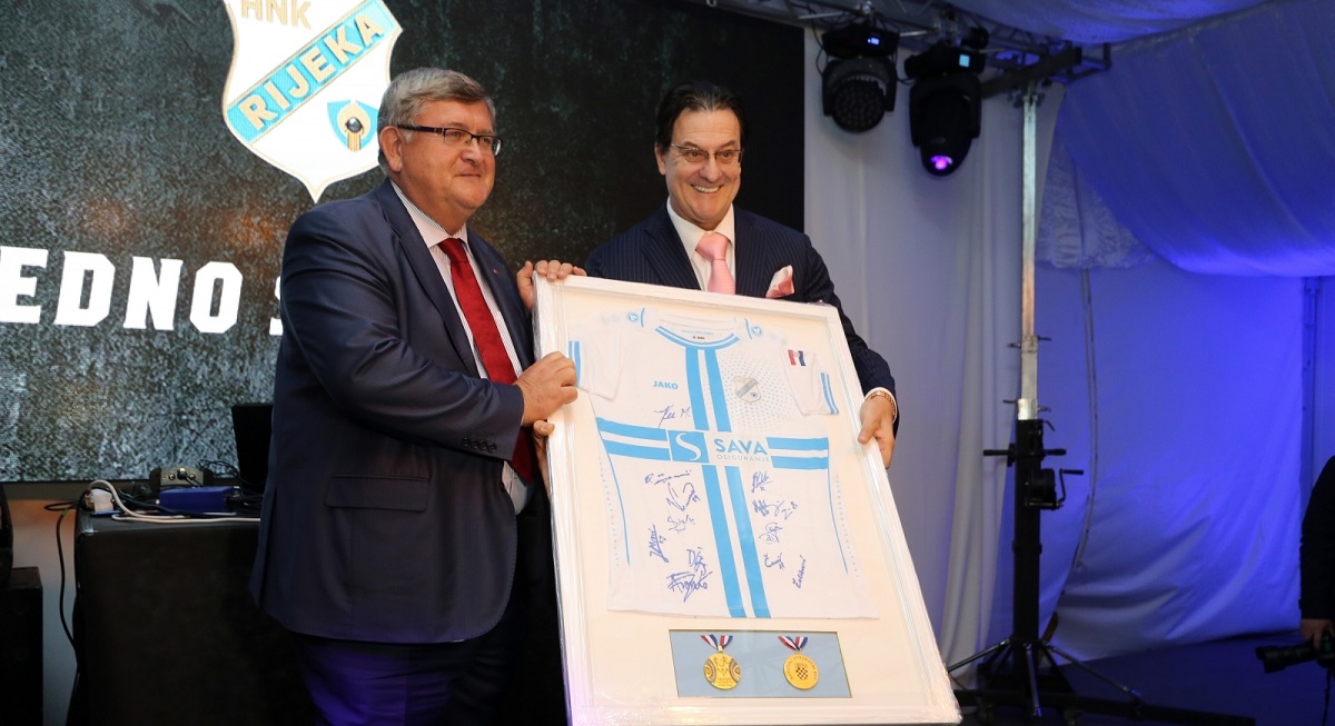Mišković Armadi: "Božićno je vrijeme, oprostite nam"