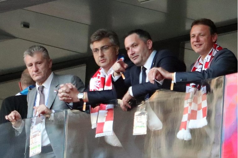 FOTO Plenković i Njonjo iz VIP lože gledali utakmicu, premijer objavio snimku s tribina